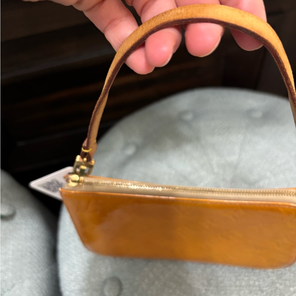 Louis Vuitton Tan Monogram Wristlet - Picture 5 of 9